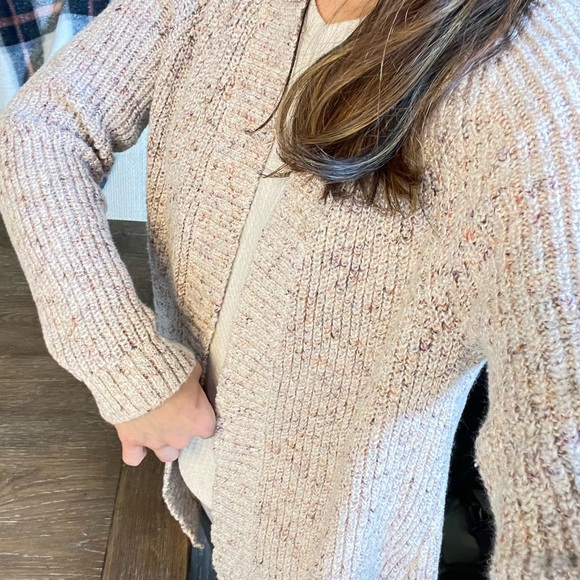 Retrology Knitted Cardigan - Picture 9 of 11